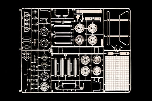Italeri 720 Truck Accessories 1:24 Scale Plastic Model Kit